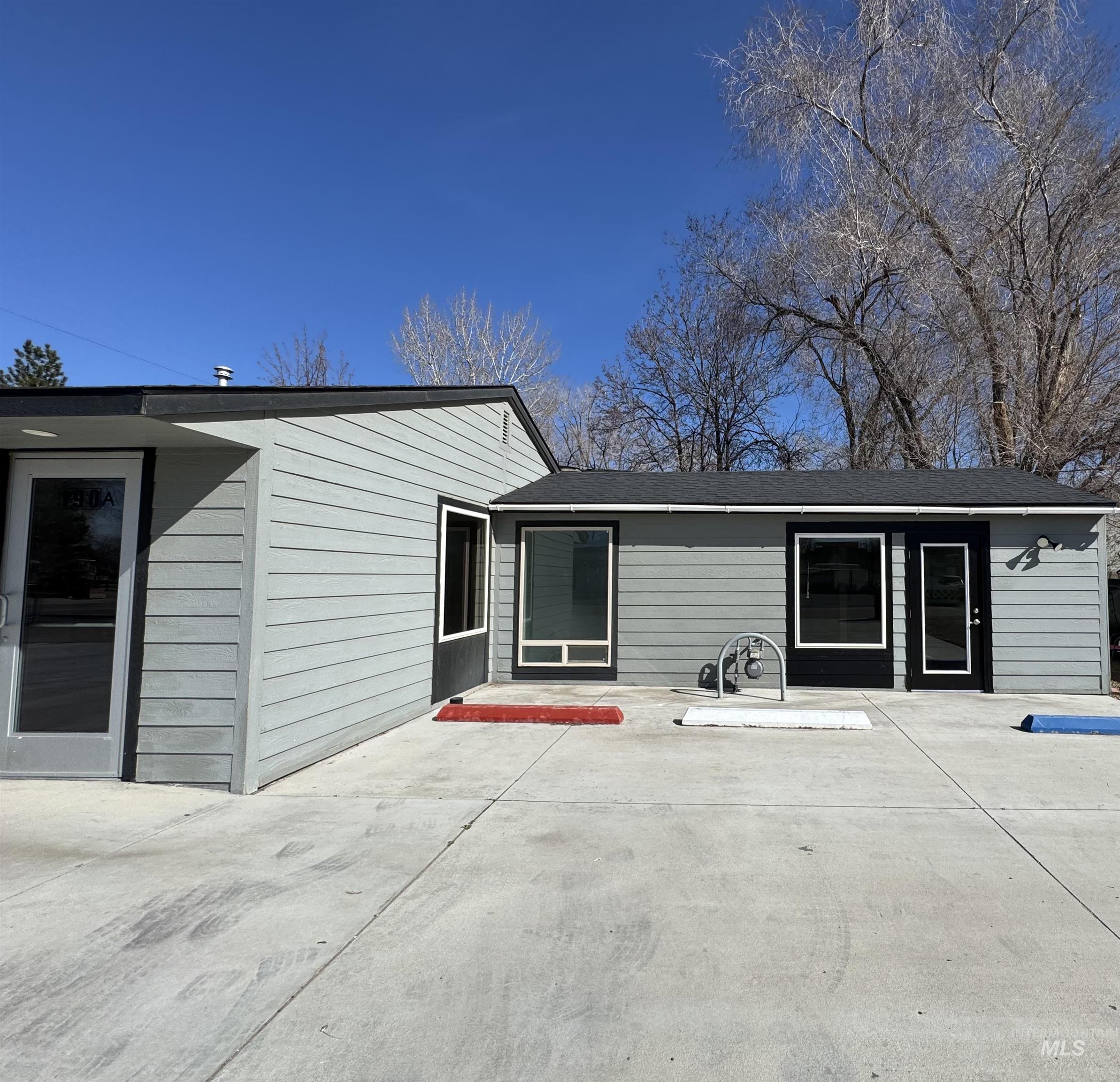 190 Roosevelt St, Outside City Limits, Idaho 83647, 7 Rooms, Business/Commercial For Sale, Price $365,000, 98977734