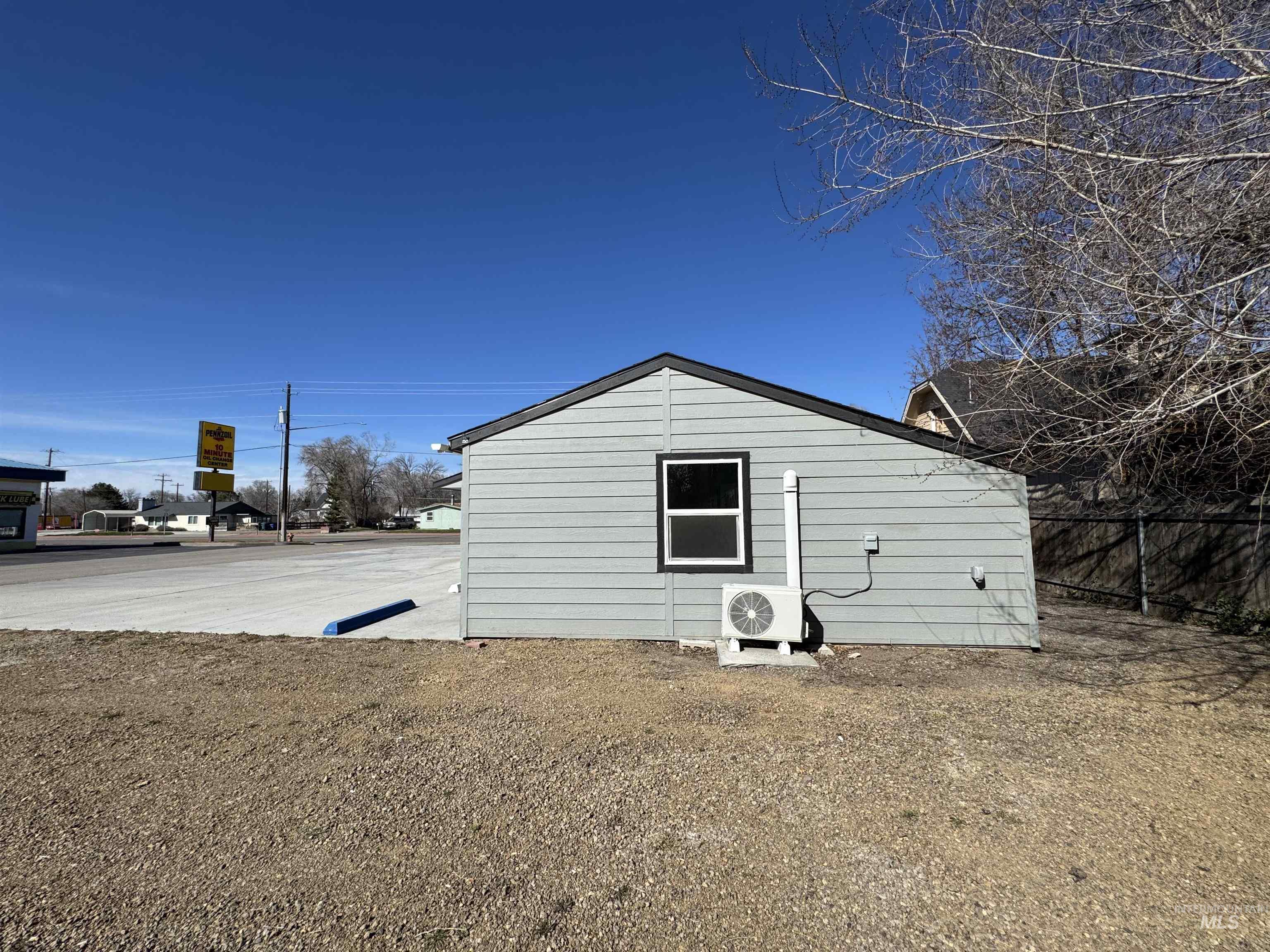 190 Roosevelt St, Outside City Limits, Idaho 83647, 7 Rooms, Business/Commercial For Sale, Price $365,000, 98977734