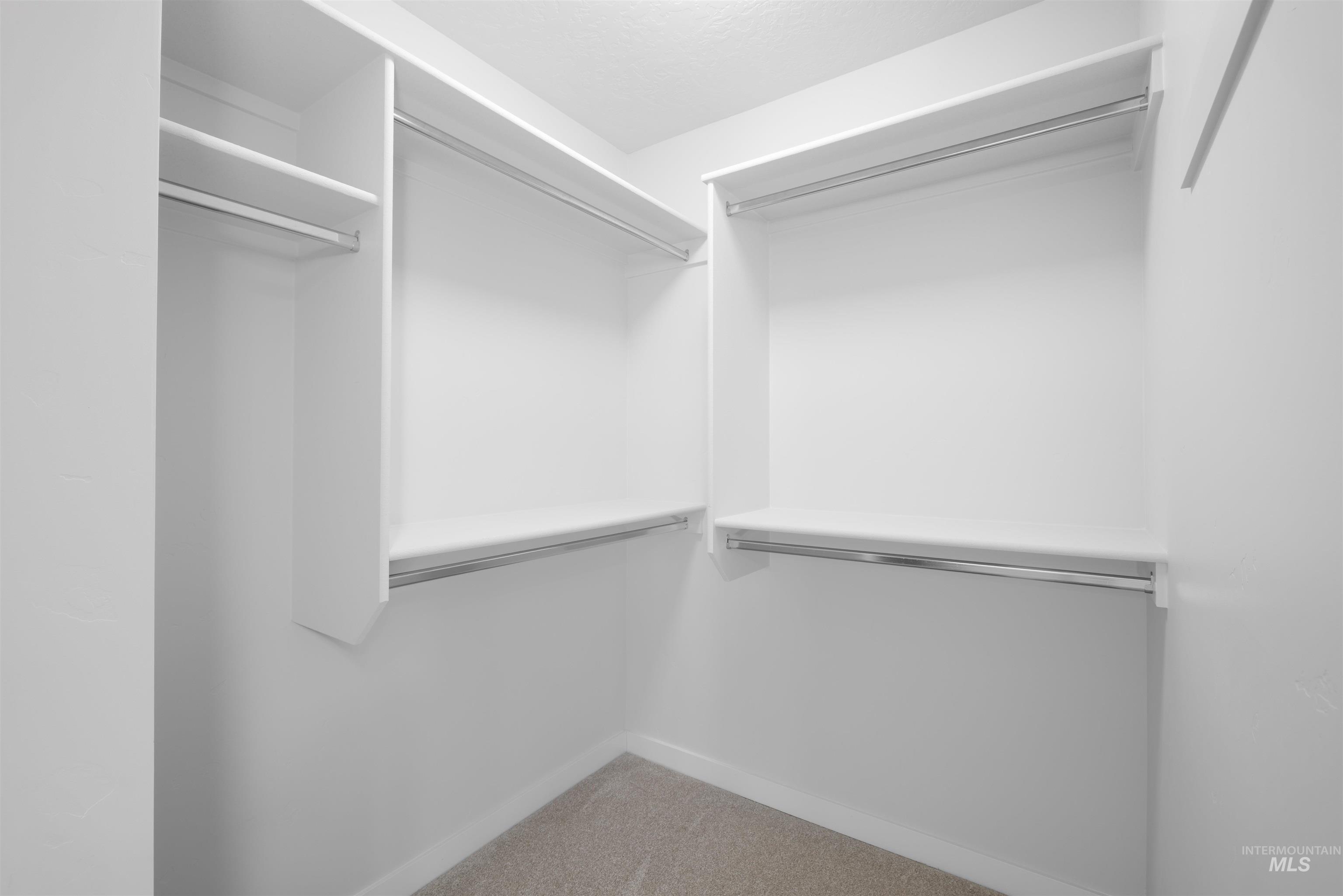 1582 W Windswept Dr, Meridian, Idaho 83646-4871, 3 Bedrooms, 2 Bathrooms, Residential For Sale, Price $424,900,MLS 98977735