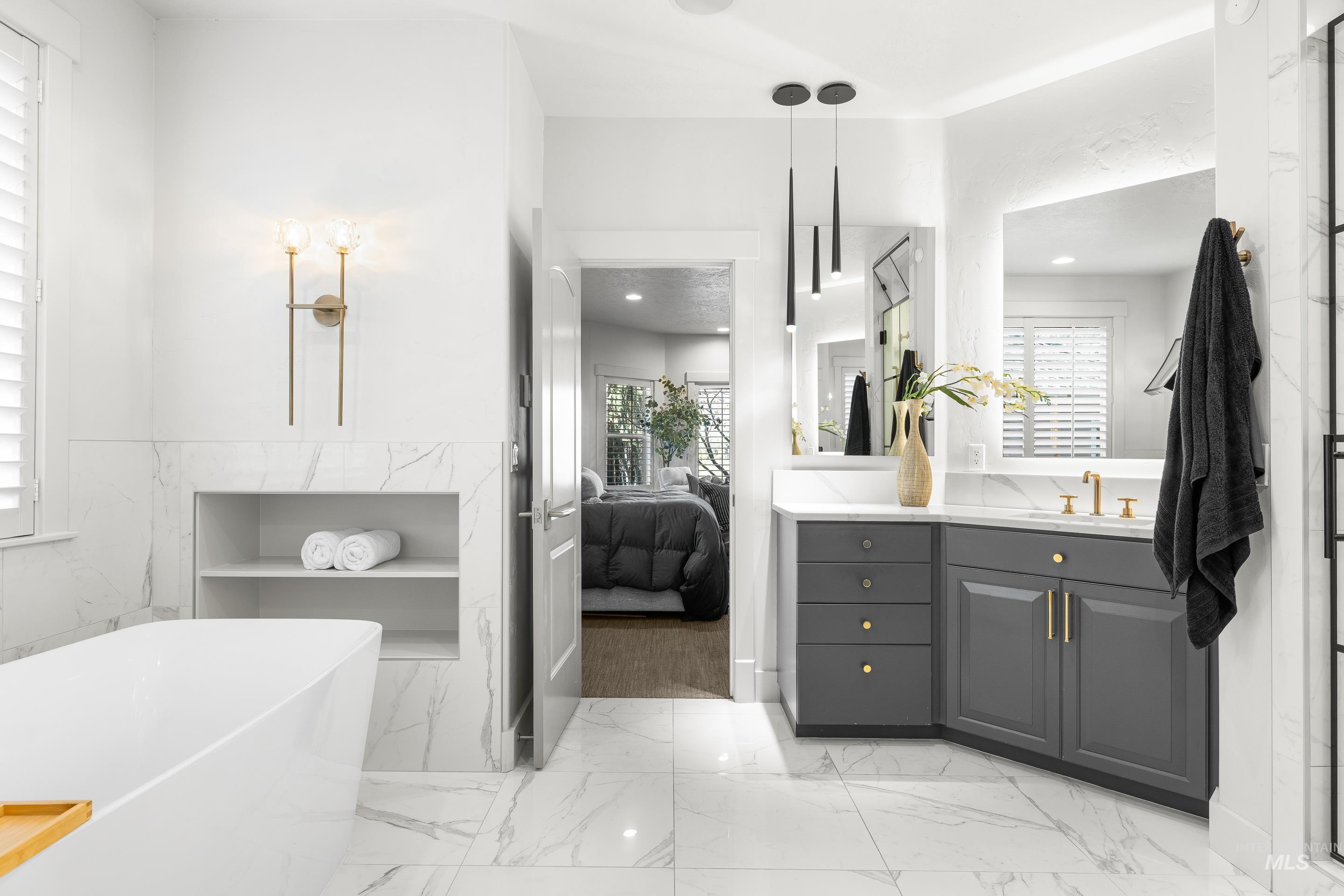 1166 E Rivers End Dr, Eagle, Idaho 83616, 4 Bedrooms, 3.5 Bathrooms, Residential For Sale, Price $1,749,000,MLS 98977736