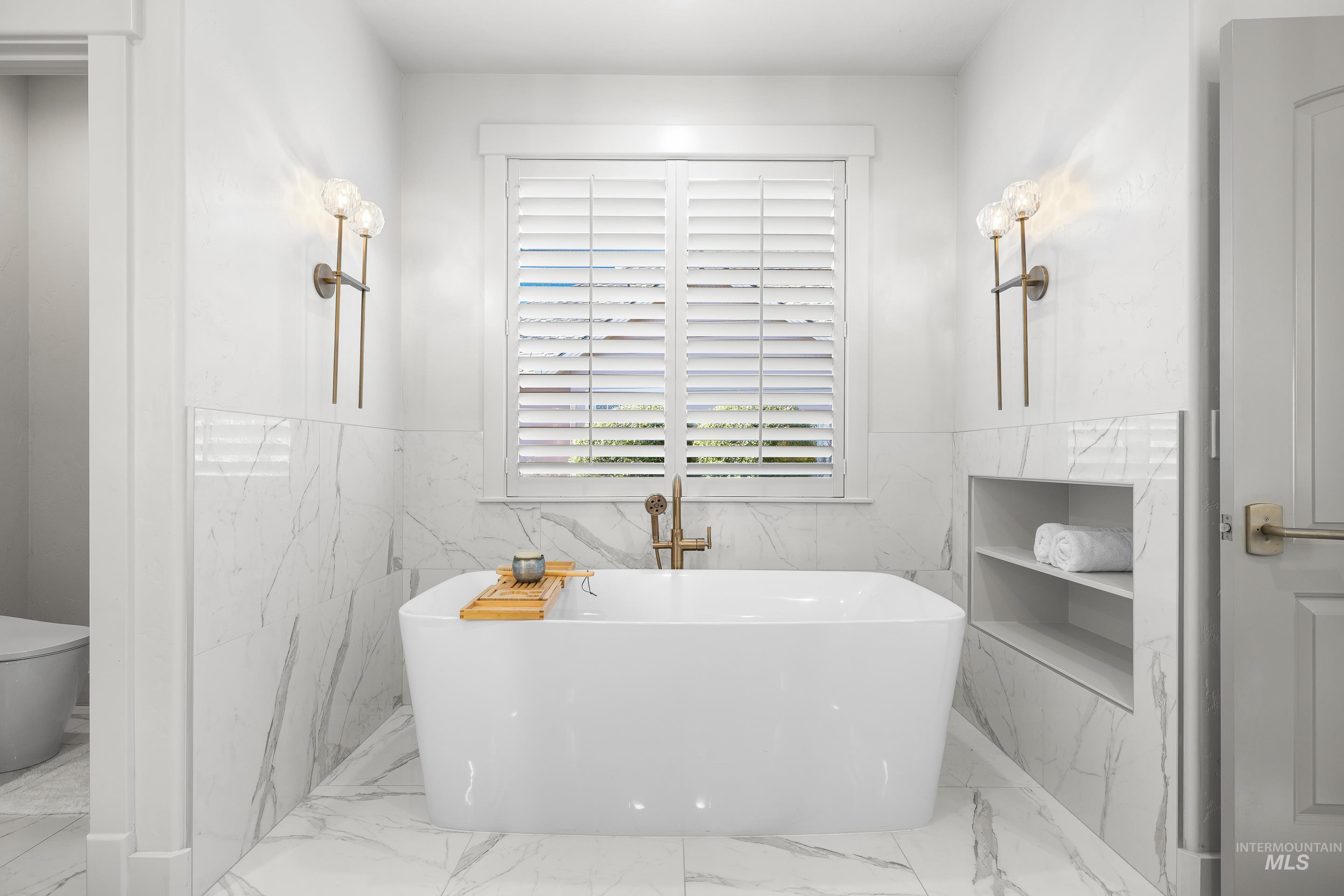 1166 E Rivers End Dr, Eagle, Idaho 83616, 4 Bedrooms, 3.5 Bathrooms, Residential For Sale, Price $1,749,900,MLS 98977736