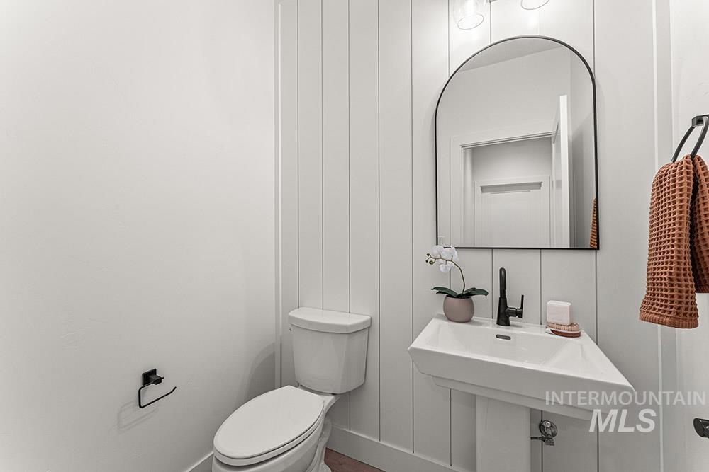 864 N Gracie Ave, Eagle, Idaho 83616, 4 Bedrooms, 3.5 Bathrooms, Residential For Sale, Price $1,198,000,MLS 98977737