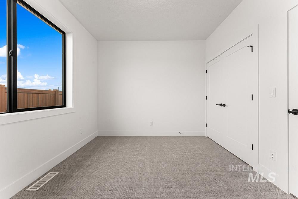 864 N Gracie Ave, Eagle, Idaho 83616, 4 Bedrooms, 3.5 Bathrooms, Residential For Sale, Price $1,198,000,MLS 98977737