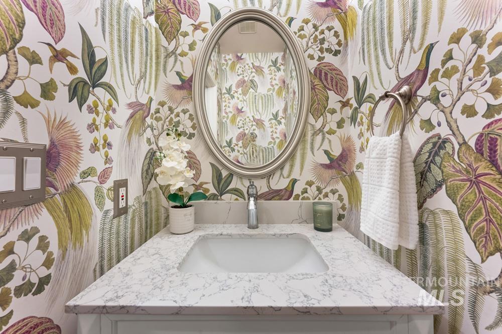 6303 N Fair Oaks Pl, Garden City, Idaho 83703, 3 Bedrooms, 3.5 Bathrooms, Residential For Sale, Price $850,000, 98977738