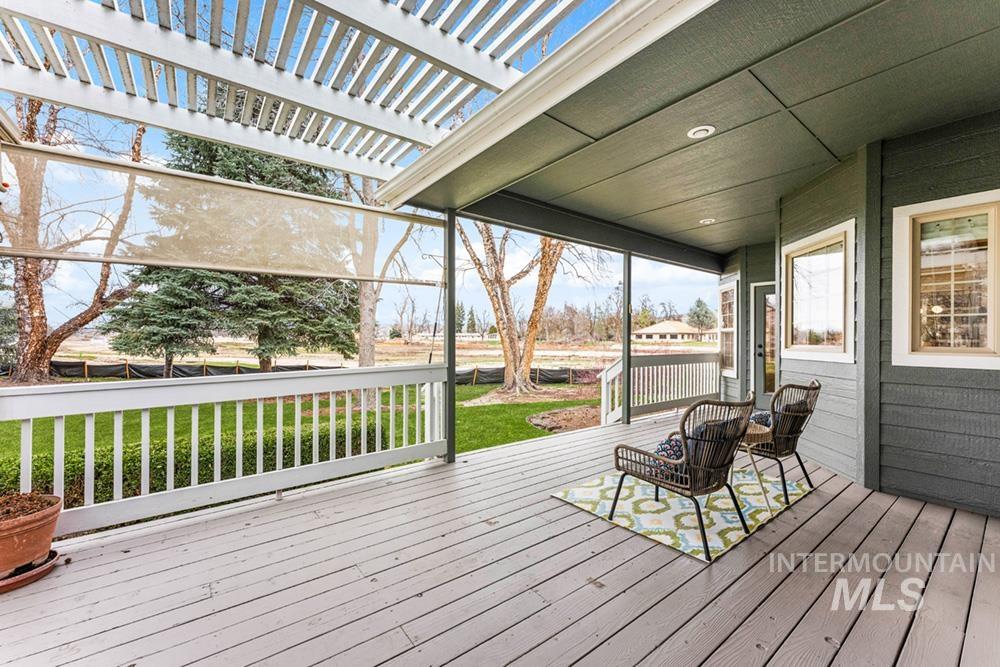 6303 N Fair Oaks Pl, Garden City, Idaho 83703, 3 Bedrooms, 3.5 Bathrooms, Residential For Sale, Price $850,000, 98977738