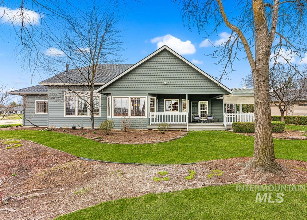 6303 N Fair Oaks Pl, Garden City, Idaho 83703, 3 Bedrooms, 3.5 Bathrooms, Residential For Sale, Price $850,000, 98977738