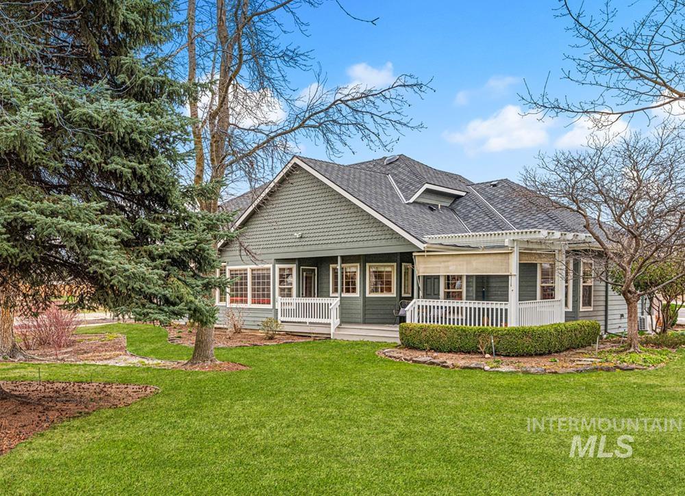 6303 N Fair Oaks Pl, Garden City, Idaho 83703, 3 Bedrooms, 3.5 Bathrooms, Residential For Sale, Price $850,000, 98977738