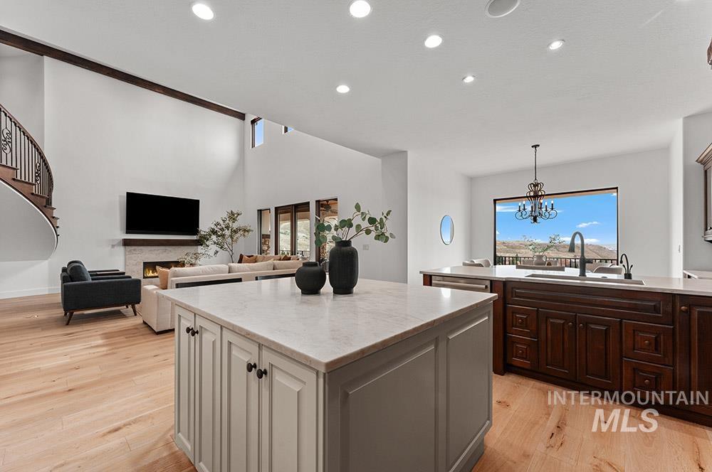 473 N Strata Via Way, Boise, Idaho 83712-6730, 5 Bedrooms, 6 Bathrooms, Residential For Sale, Price $2,895,000,MLS 98977741