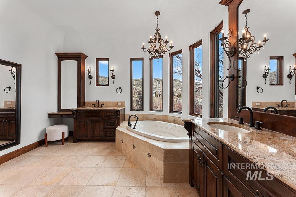 473 N Strata Via Way, Boise, Idaho 83712-6730, 5 Bedrooms, 6 Bathrooms, Residential For Sale, Price $2,895,000,MLS 98977741