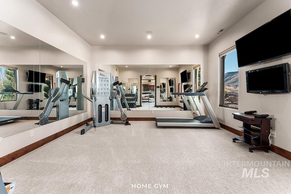 473 N Strata Via Way, Boise, Idaho 83712-6730, 5 Bedrooms, 6 Bathrooms, Residential For Sale, Price $2,895,000,MLS 98977741