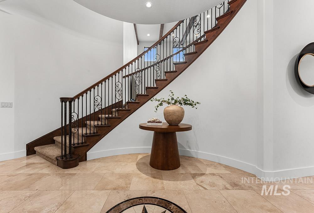 473 N Strata Via Way, Boise, Idaho 83712-6730, 5 Bedrooms, 6 Bathrooms, Residential For Sale, Price $2,895,000,MLS 98977741