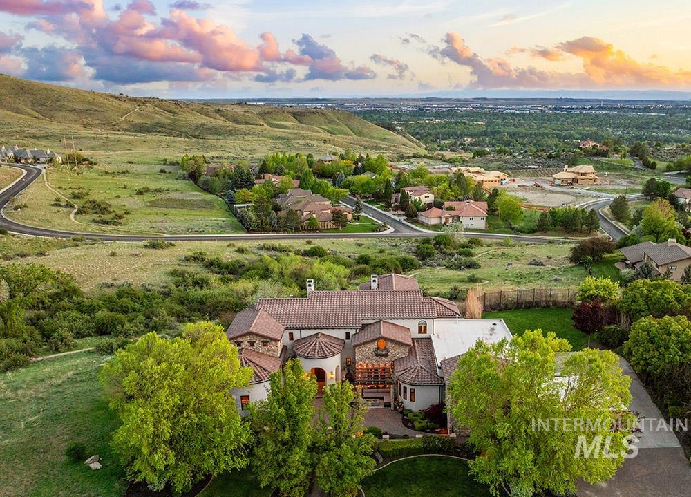 473 N Strata Via Way, Boise, Idaho 83712-6730, 5 Bedrooms, 6 Bathrooms, Residential For Sale, Price $2,895,000,MLS 98977741