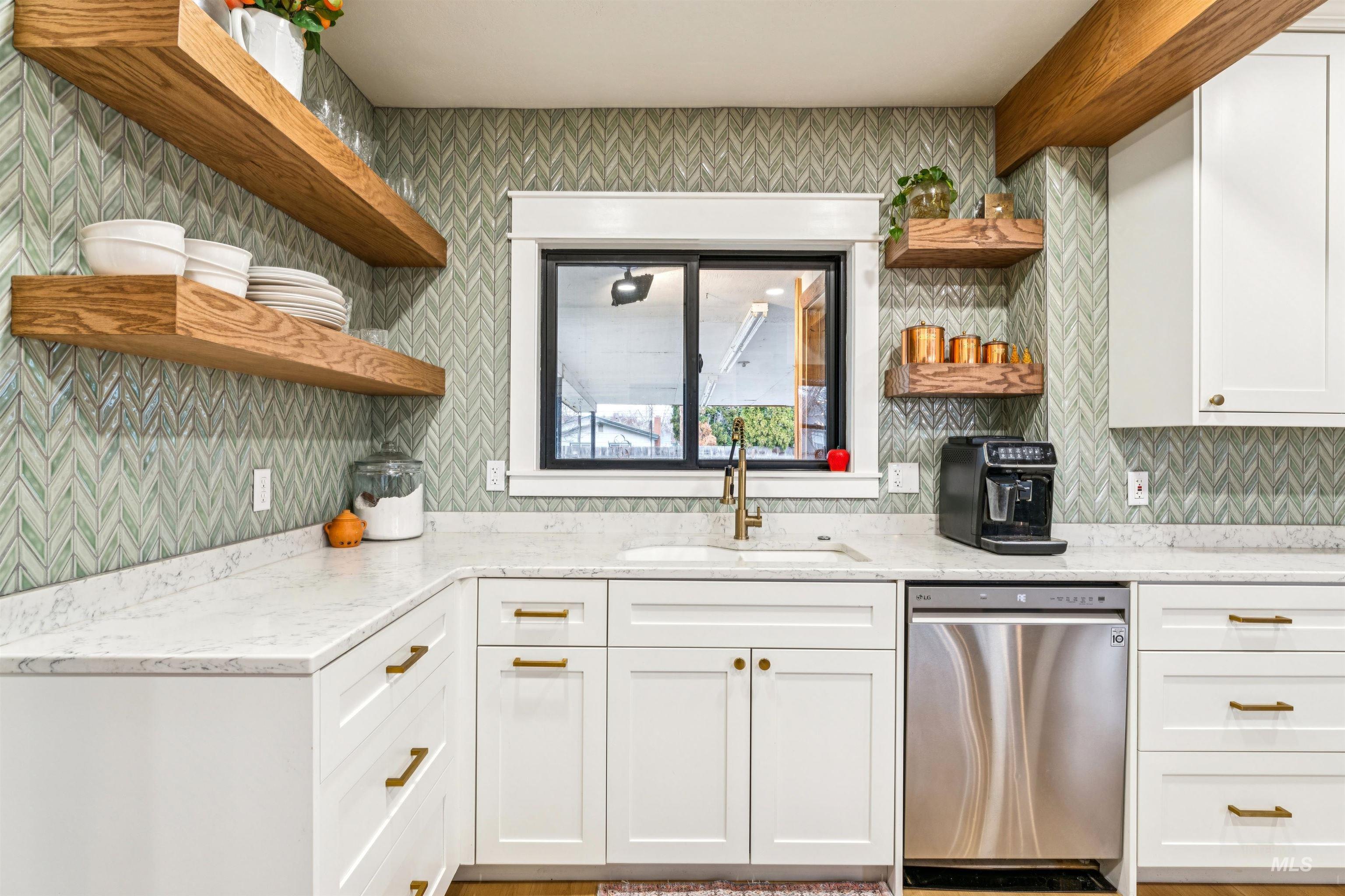 236 Elmore Ave, Nampa, Idaho 83651-2518, 5 Bedrooms, 2.5 Bathrooms, Residential For Sale, Price $759,900, 98977747