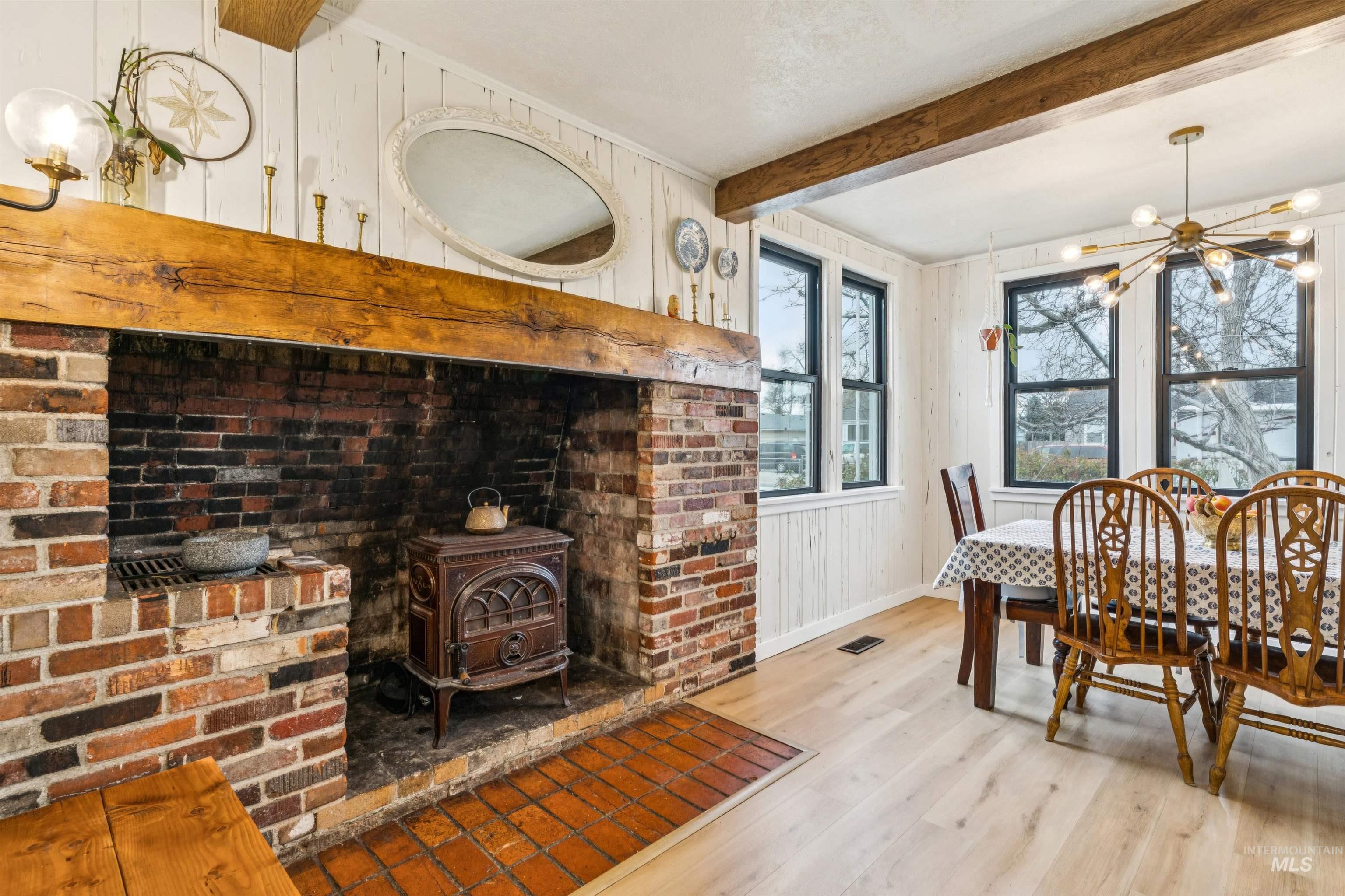 236 Elmore Ave, Nampa, Idaho 83651-2518, 5 Bedrooms, 2.5 Bathrooms, Residential For Sale, Price $759,900, 98977747