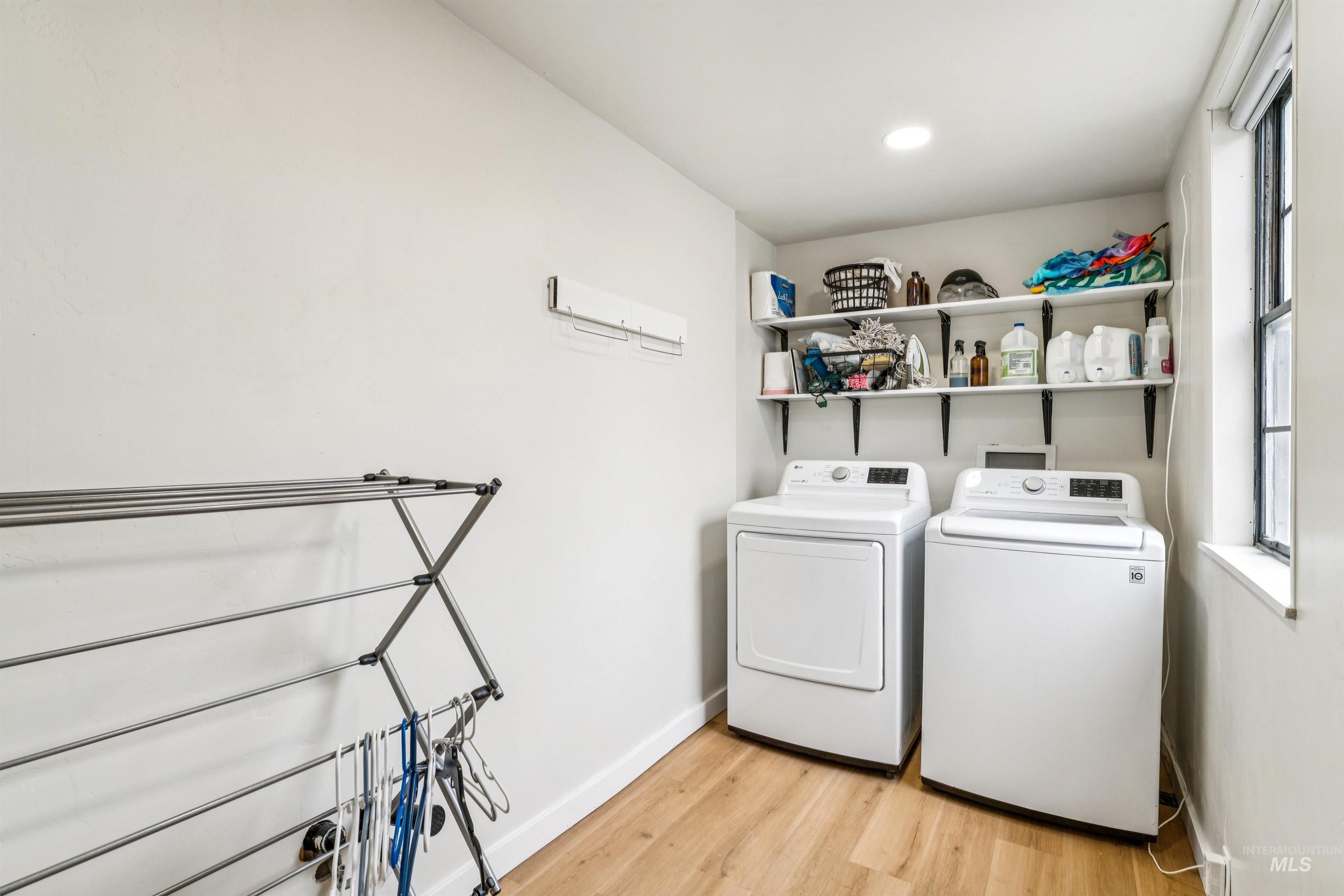 236 Elmore Ave, Nampa, Idaho 83651-2518, 5 Bedrooms, 2.5 Bathrooms, Residential For Sale, Price $759,900, 98977747