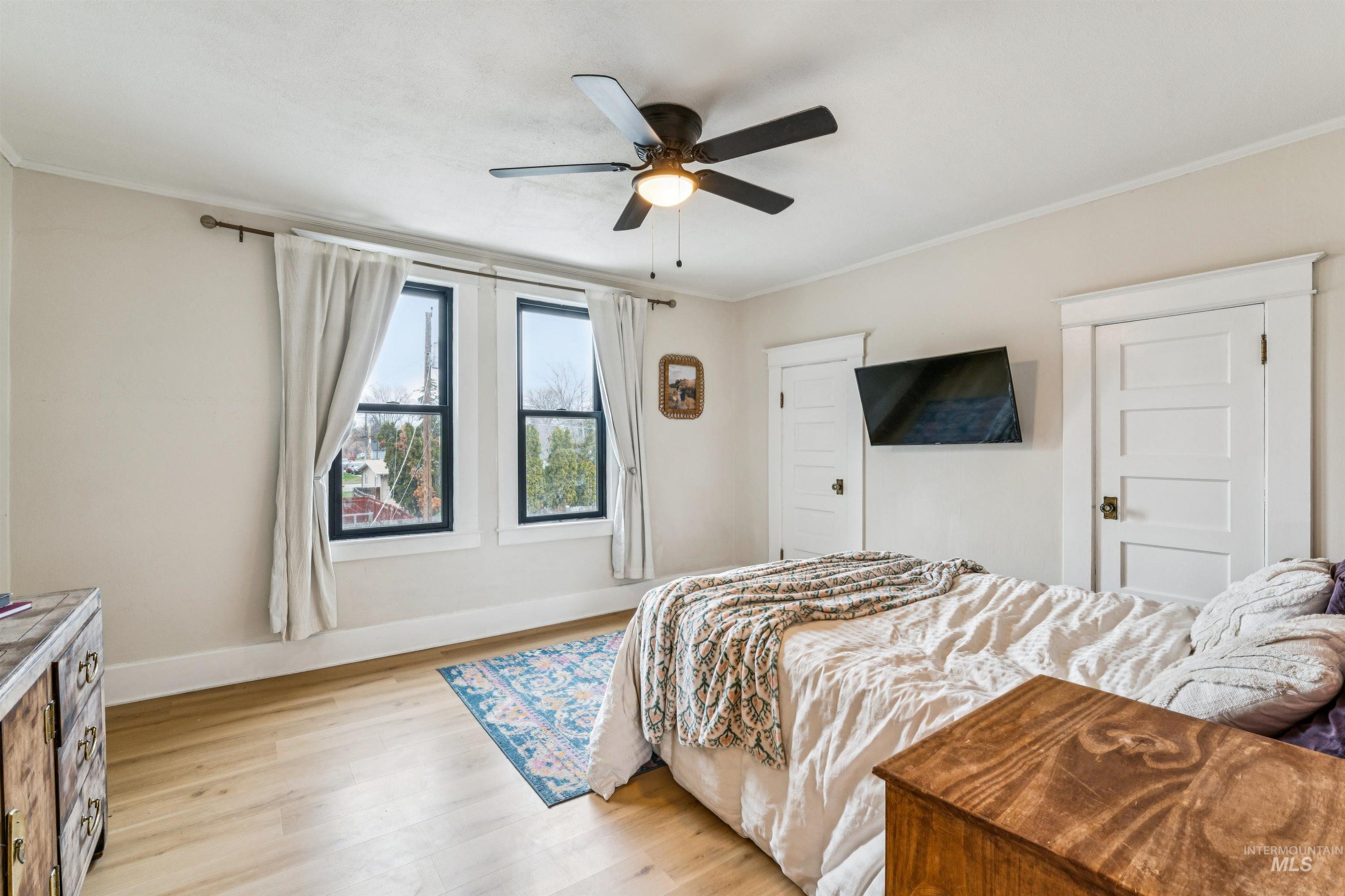 236 Elmore Ave, Nampa, Idaho 83651-2518, 5 Bedrooms, 2.5 Bathrooms, Residential For Sale, Price $759,900, 98977747