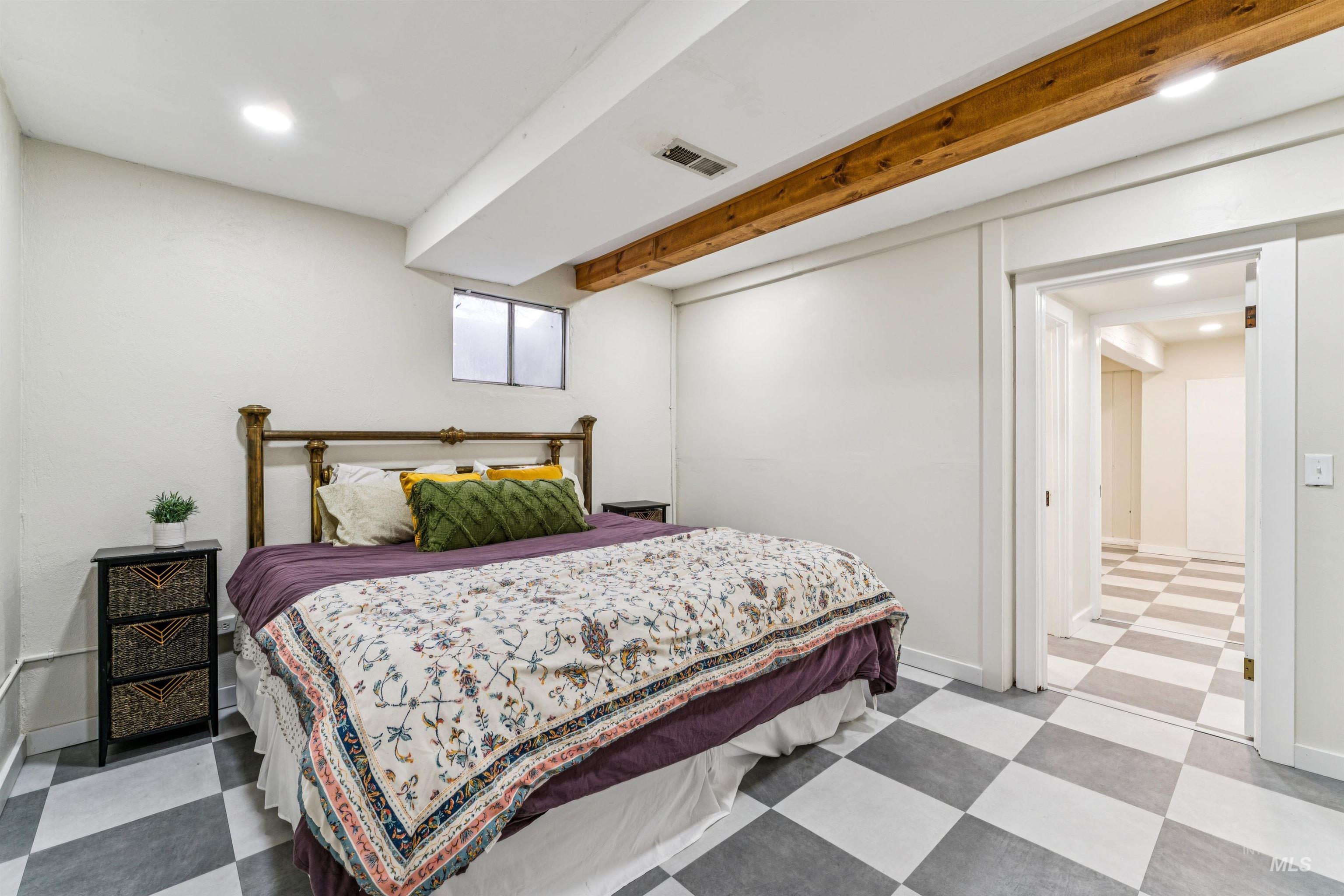 236 Elmore Ave, Nampa, Idaho 83651-2518, 5 Bedrooms, 2.5 Bathrooms, Residential For Sale, Price $759,900, 98977747