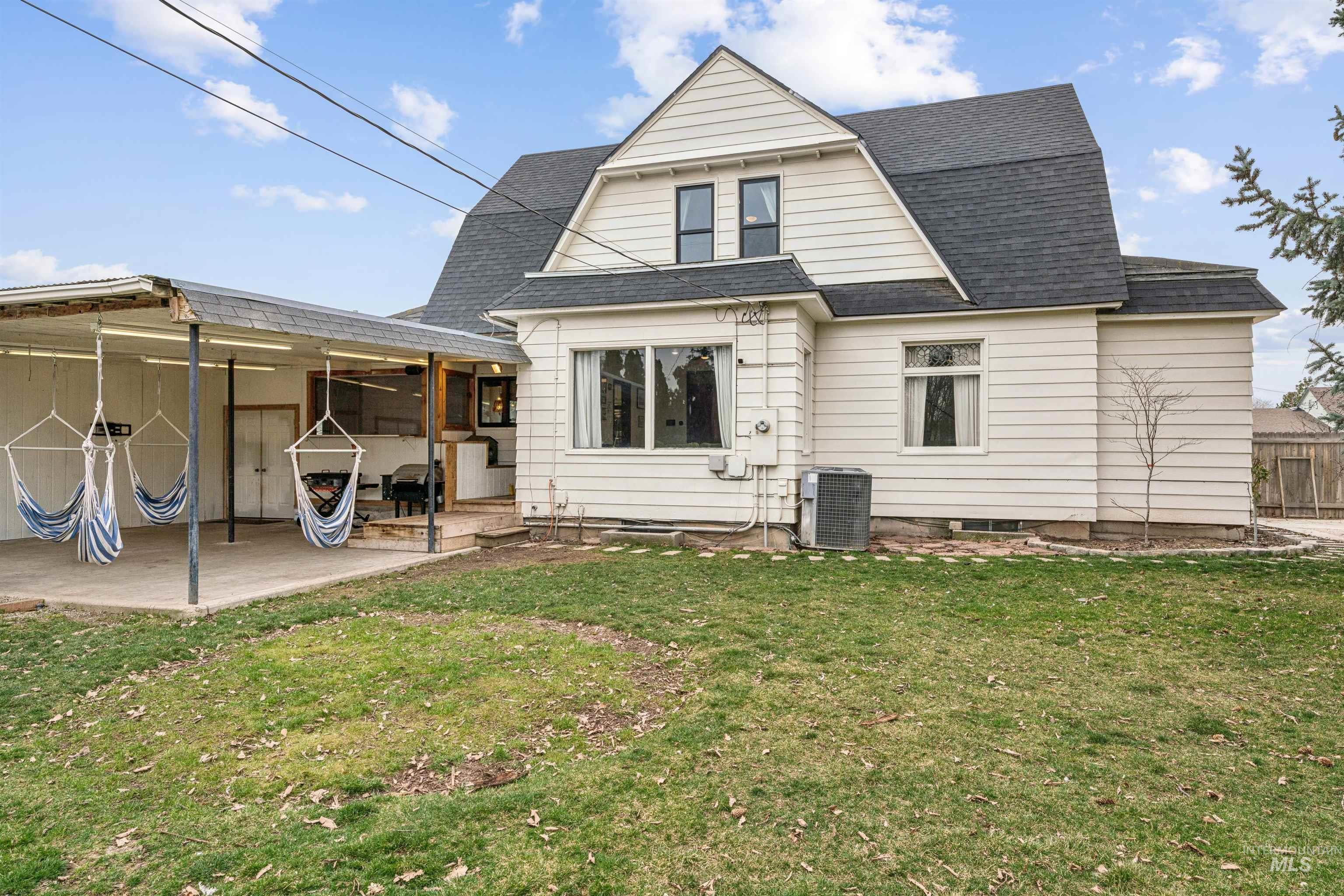 236 Elmore Ave, Nampa, Idaho 83651-2518, 5 Bedrooms, 2.5 Bathrooms, Residential For Sale, Price $759,900, 98977747