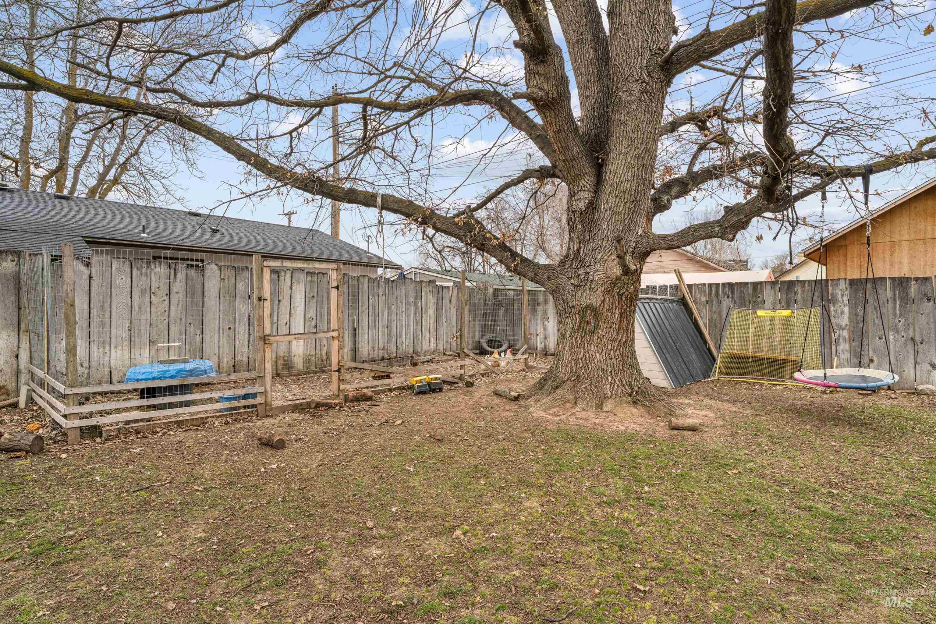 236 Elmore Ave, Nampa, Idaho 83651-2518, 5 Bedrooms, 2.5 Bathrooms, Residential For Sale, Price $759,900, 98977747