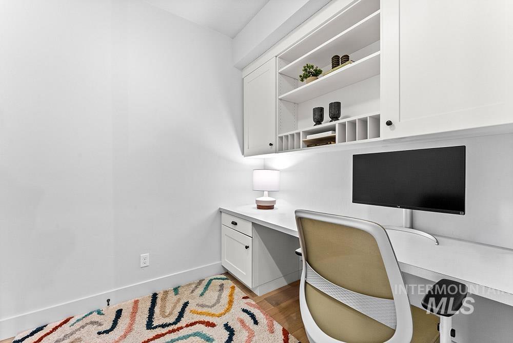 3816 E Parkcenter Blvd, Boise, Idaho 83703, 3 Bedrooms, 2.5 Bathrooms, Residential For Sale, Price $649,900, 98977748