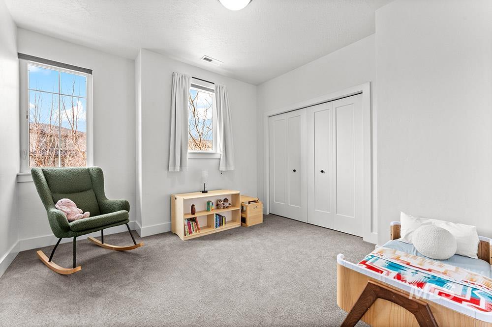 3816 E Parkcenter Blvd, Boise, Idaho 83703, 3 Bedrooms, 2.5 Bathrooms, Residential For Sale, Price $649,900, 98977748