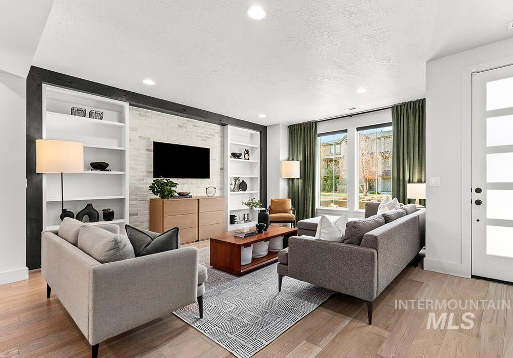 3816 E Parkcenter Blvd, Boise, Idaho 83703, 3 Bedrooms, 2.5 Bathrooms, Residential For Sale, Price $649,900, 98977748