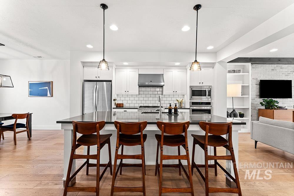 3816 E Parkcenter Blvd, Boise, Idaho 83703, 3 Bedrooms, 2.5 Bathrooms, Residential For Sale, Price $649,900, 98977748