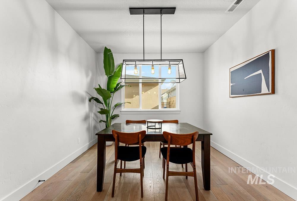 3816 E Parkcenter Blvd, Boise, Idaho 83703, 3 Bedrooms, 2.5 Bathrooms, Residential For Sale, Price $649,900, 98977748