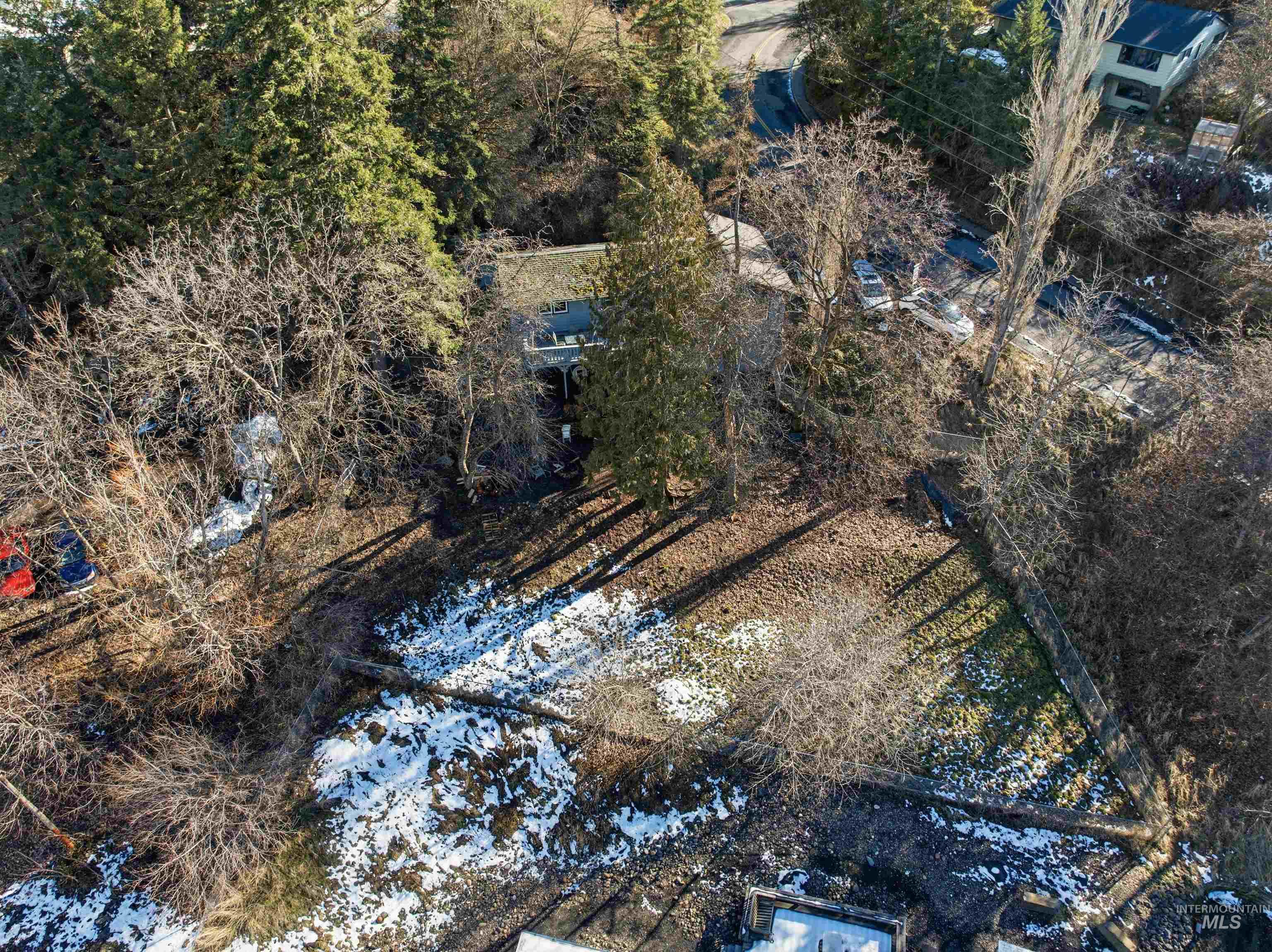 1260 Walenta Dr, Moscow, Idaho 83843-2427, 2 Bedrooms, 1 Bathroom, Residential Income For Sale, Price $380,000,MLS 98977750