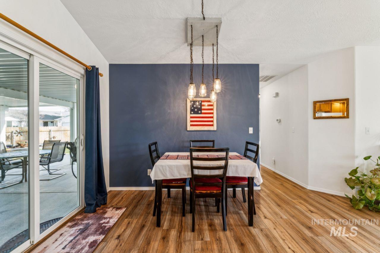 1846 W Topanga Dr, Kuna, Idaho 83634, 3 Bedrooms, 2 Bathrooms, Residential For Sale, Price $499,999, 98977752