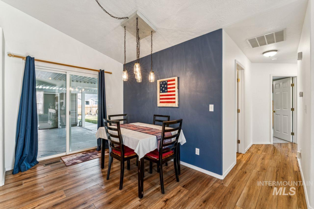 1846 W Topanga Dr, Kuna, Idaho 83634, 3 Bedrooms, 2 Bathrooms, Residential For Sale, Price $499,999, 98977752