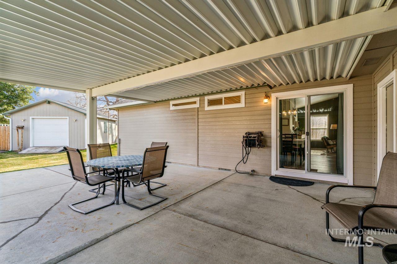 1846 W Topanga Dr, Kuna, Idaho 83634, 3 Bedrooms, 2 Bathrooms, Residential For Sale, Price $499,999, 98977752