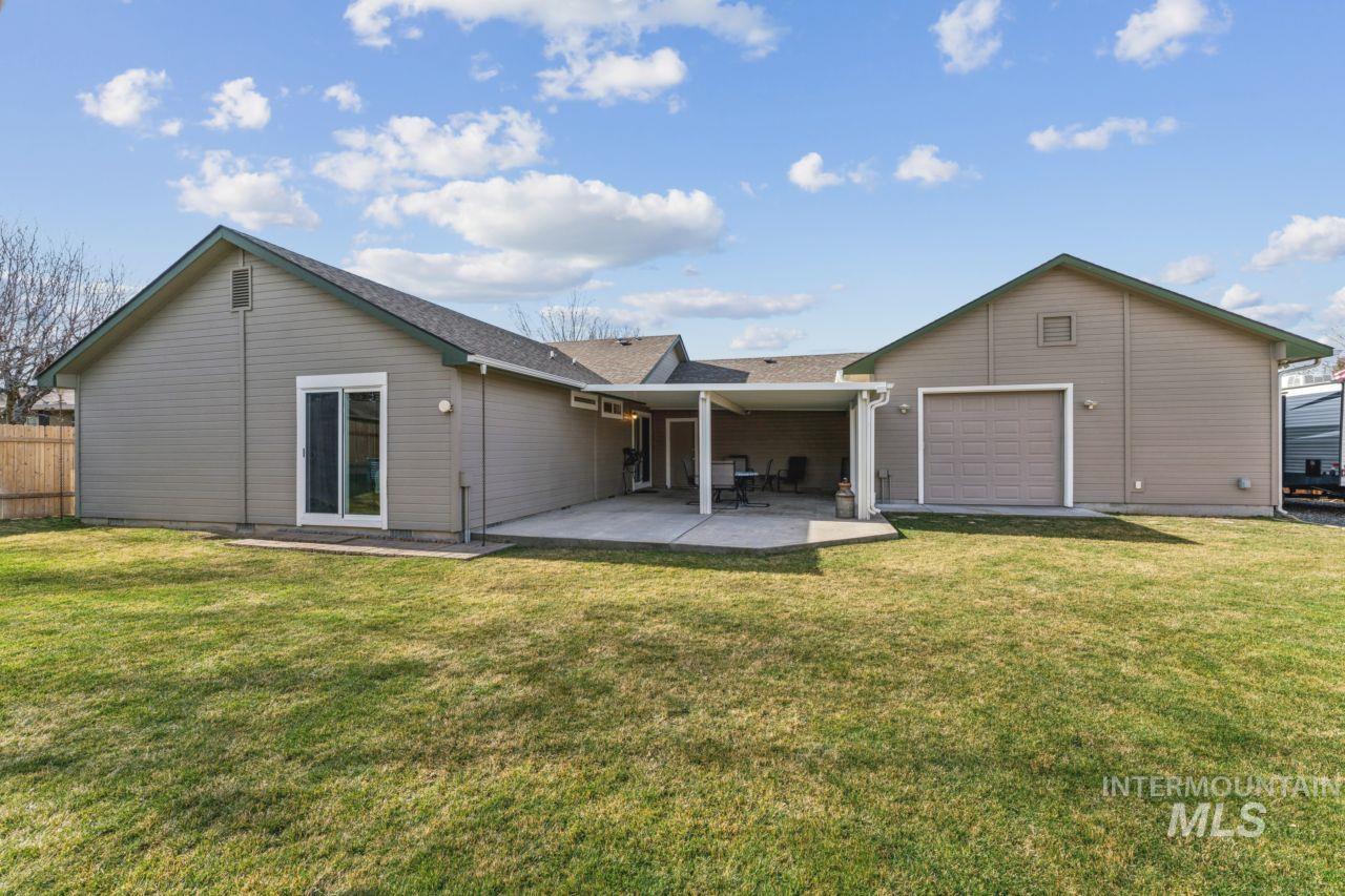 1846 W Topanga Dr, Kuna, Idaho 83634, 3 Bedrooms, 2 Bathrooms, Residential For Sale, Price $499,999, 98977752