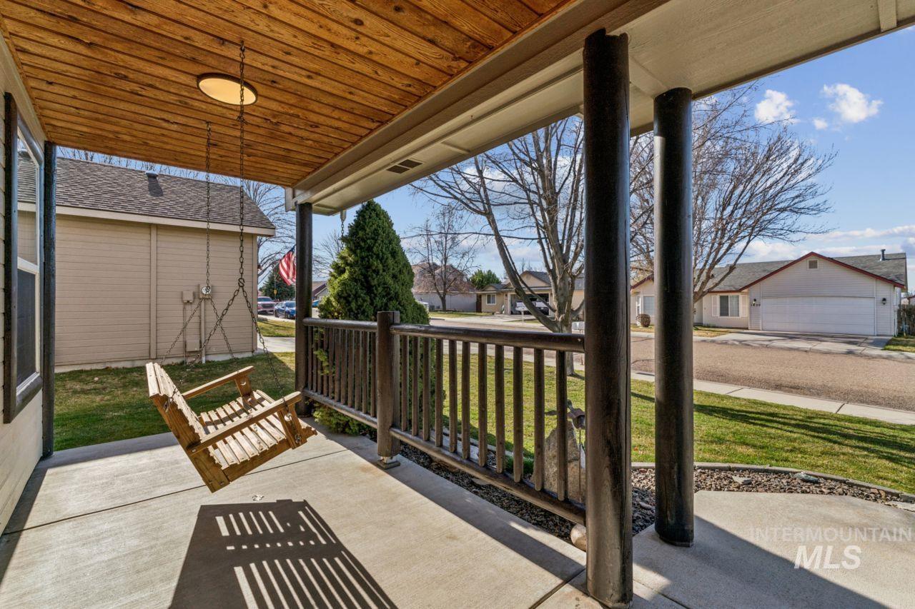 1846 W Topanga Dr, Kuna, Idaho 83634, 3 Bedrooms, 2 Bathrooms, Residential For Sale, Price $499,999, 98977752