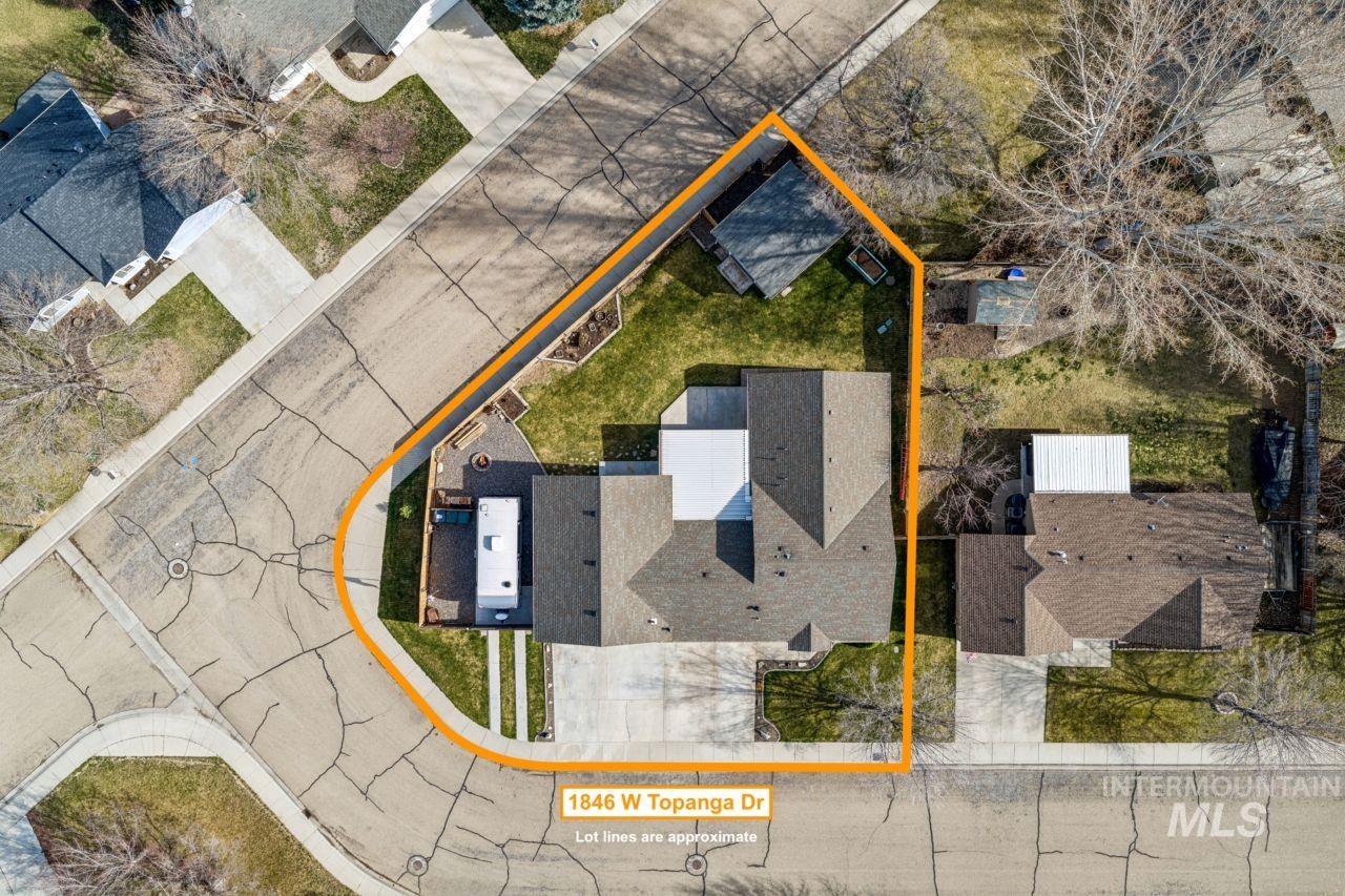 1846 W Topanga Dr, Kuna, Idaho 83634, 3 Bedrooms, 2 Bathrooms, Residential For Sale, Price $499,999, 98977752