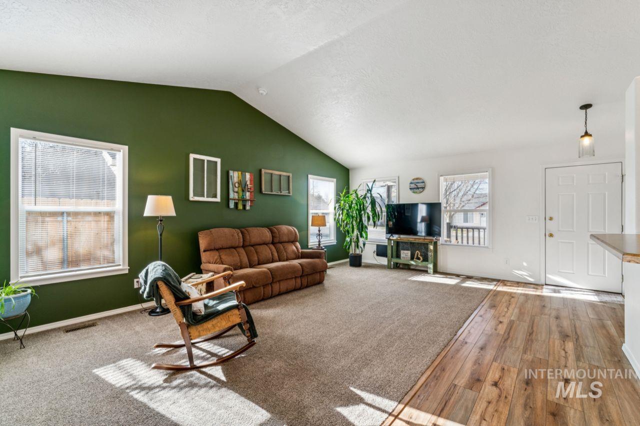 1846 W Topanga Dr, Kuna, Idaho 83634, 3 Bedrooms, 2 Bathrooms, Residential For Sale, Price $499,999, 98977752