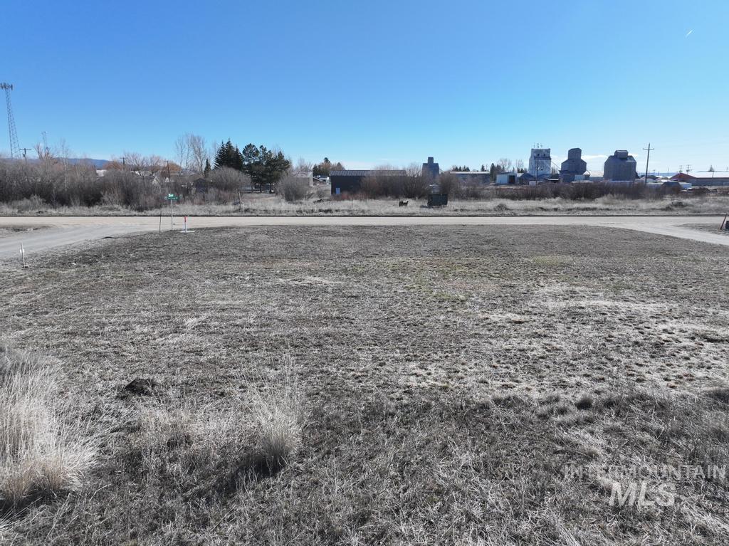 306 W Garnet Ave, Fairfield, Idaho 83327, Land For Sale, Price $47,500, 98977753