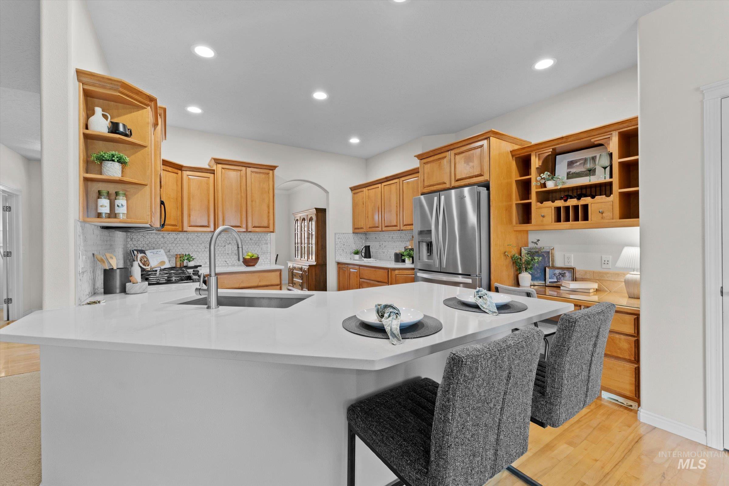 716 W Kodiak Drive, Meridian, Idaho 83642, 3 Bedrooms, 2.5 Bathrooms, Residential For Sale, Price $644,990, 98977754