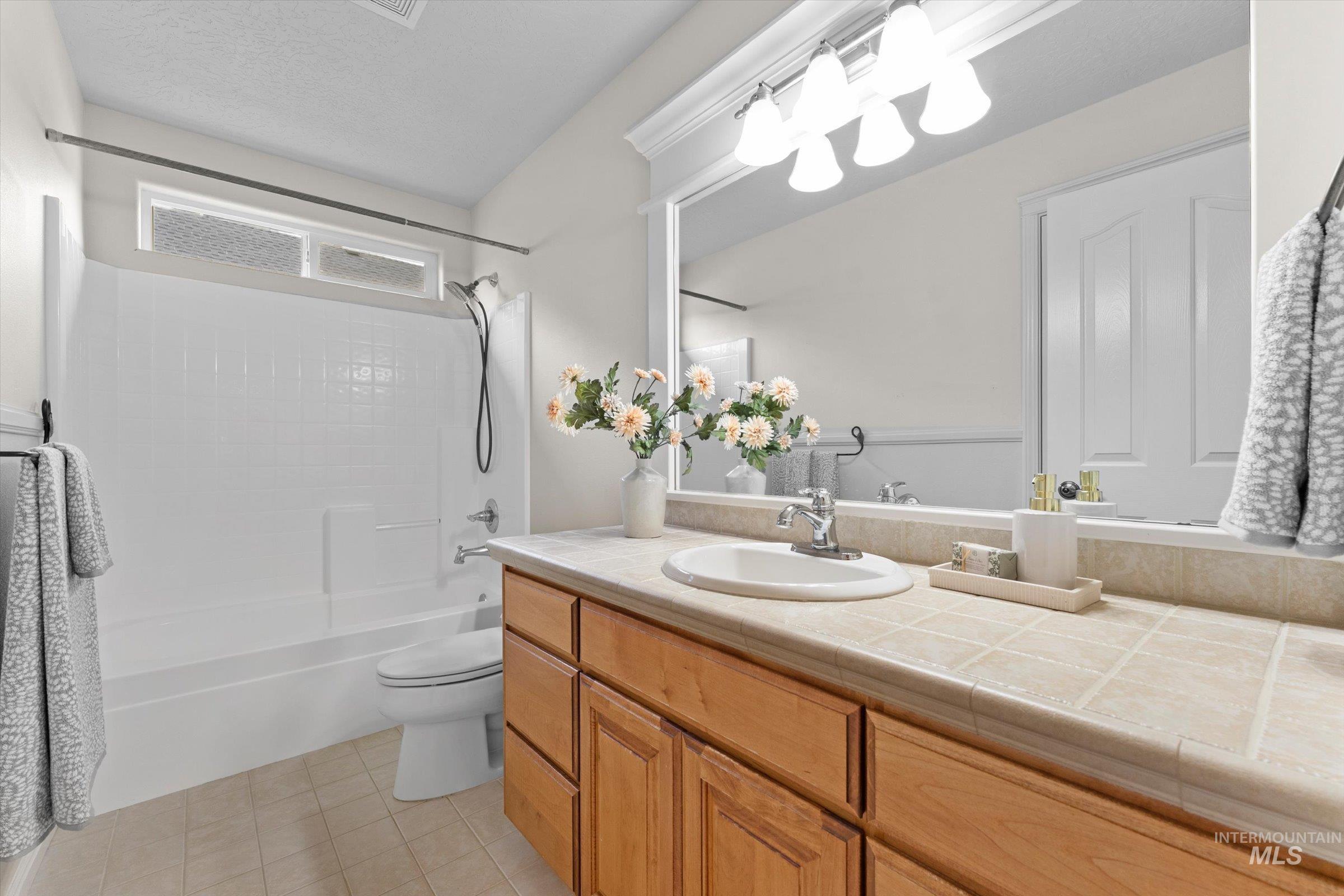 716 W Kodiak Drive, Meridian, Idaho 83642, 3 Bedrooms, 2.5 Bathrooms, Residential For Sale, Price $644,990, 98977754