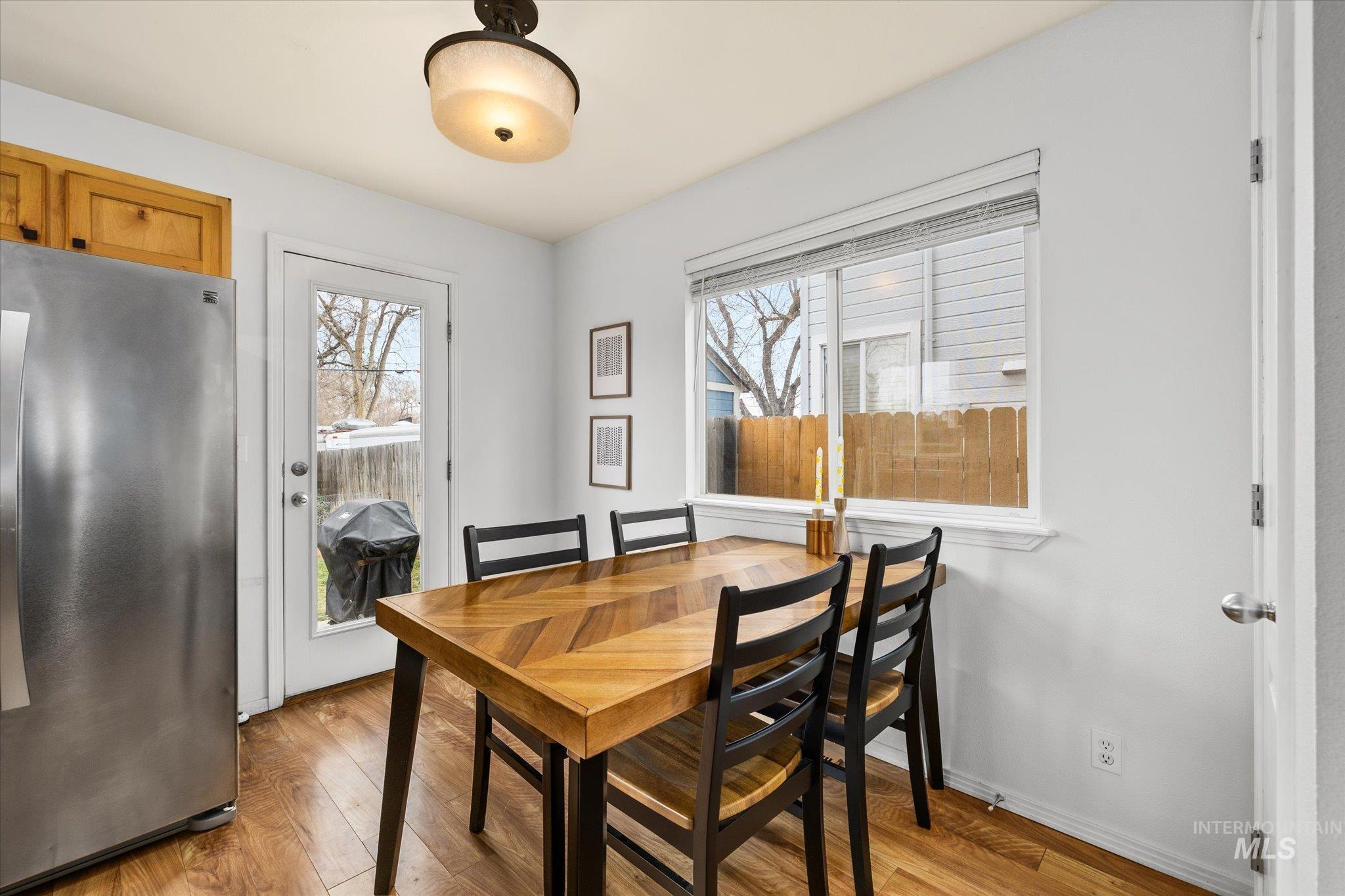 2112 S Pacific St, Boise, Idaho 83705-3962, 2 Bedrooms, 1.5 Bathrooms, Residential For Sale, Price $415,000, 98977755