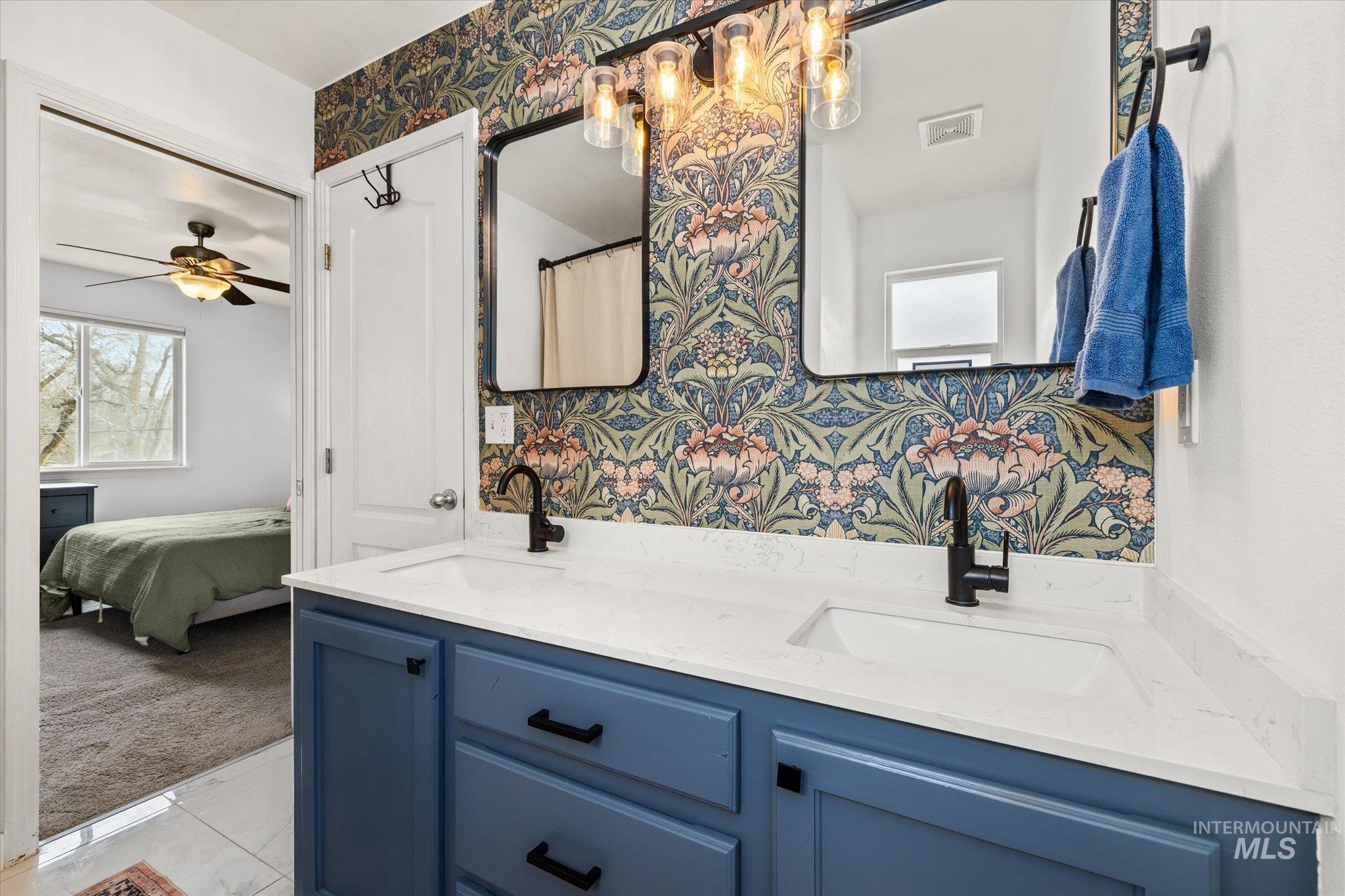 2112 S Pacific St, Boise, Idaho 83705-3962, 2 Bedrooms, 1.5 Bathrooms, Residential For Sale, Price $415,000, 98977755