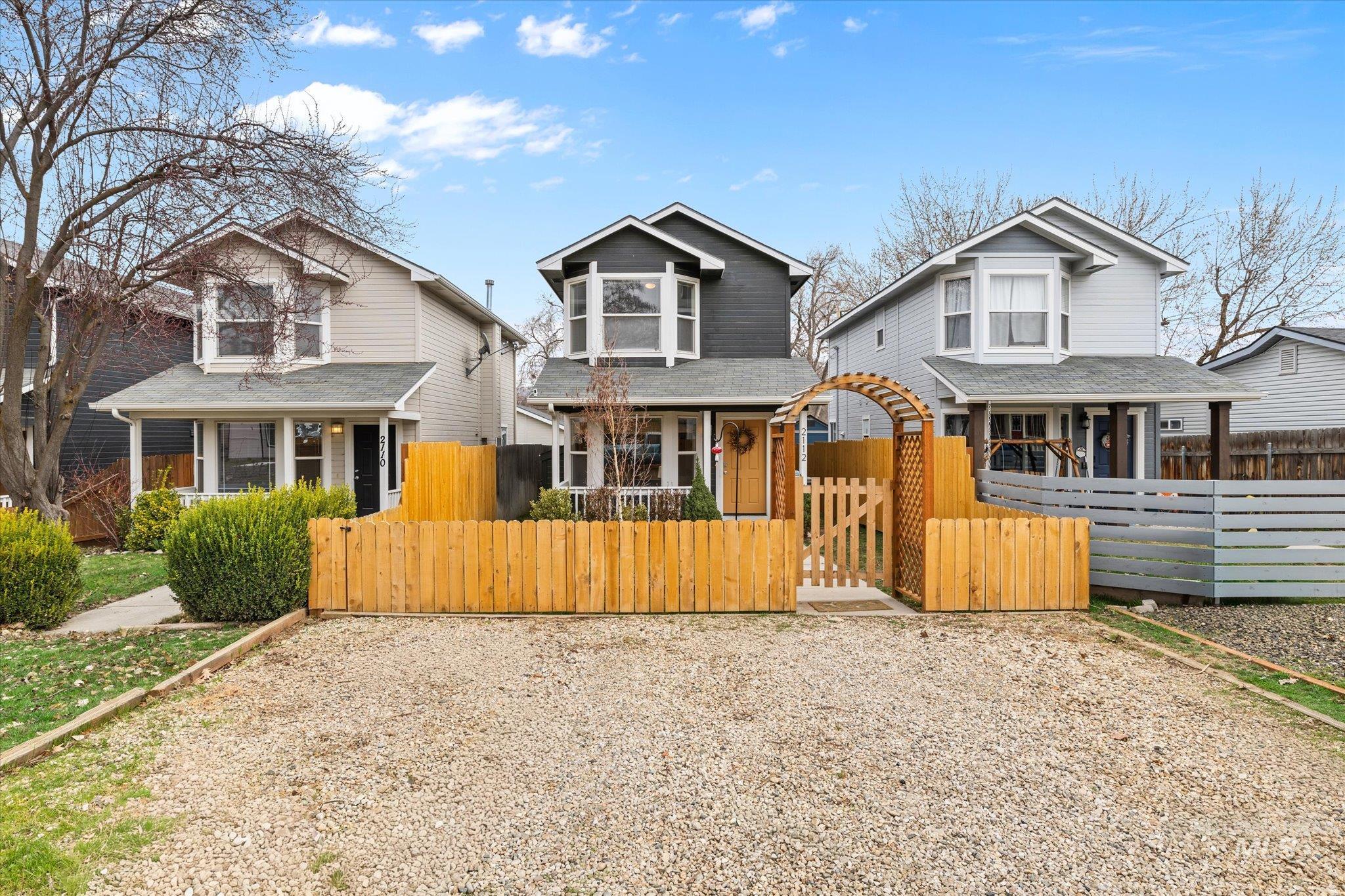 2112 S Pacific St, Boise, Idaho 83705-3962, 2 Bedrooms, 1.5 Bathrooms, Residential For Sale, Price $415,000, 98977755