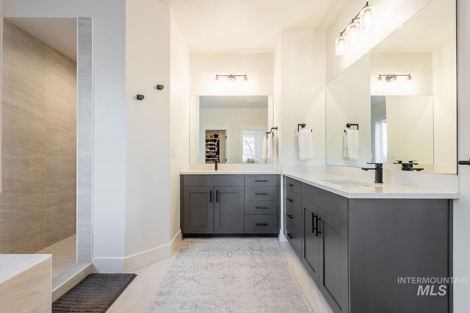 205 S Sunniva Ave, Kuna, Idaho 83634, 5 Bedrooms, 3 Bathrooms, Residential For Sale, Price $750,000, 98977758