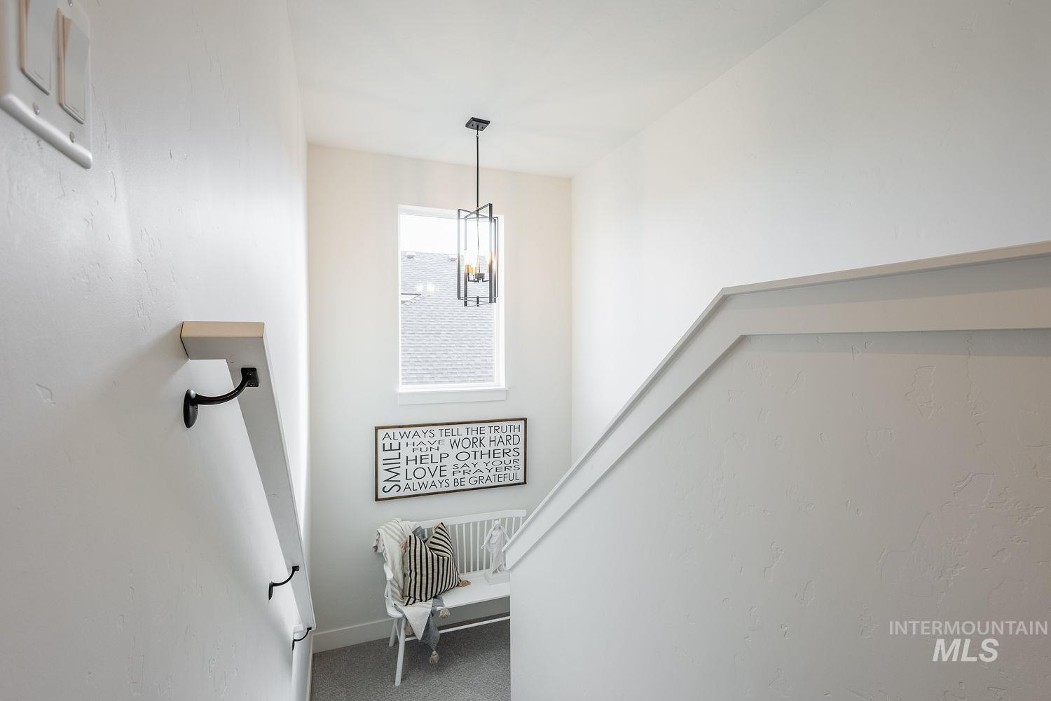 205 S Sunniva Ave, Kuna, Idaho 83634, 5 Bedrooms, 3 Bathrooms, Residential For Sale, Price $750,000, 98977758