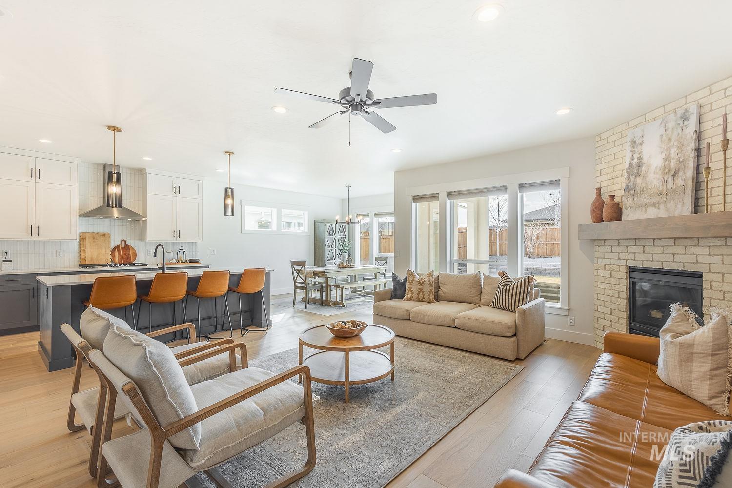 205 S Sunniva Ave, Kuna, Idaho 83634, 5 Bedrooms, 3 Bathrooms, Residential For Sale, Price $750,000, 98977758