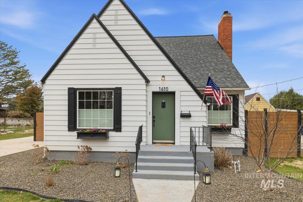1610 Idaho Ave, Caldwell, Idaho 83605, 5 Bedrooms, 3 Bathrooms, Residential For Sale, Price $534,900, 98977761
