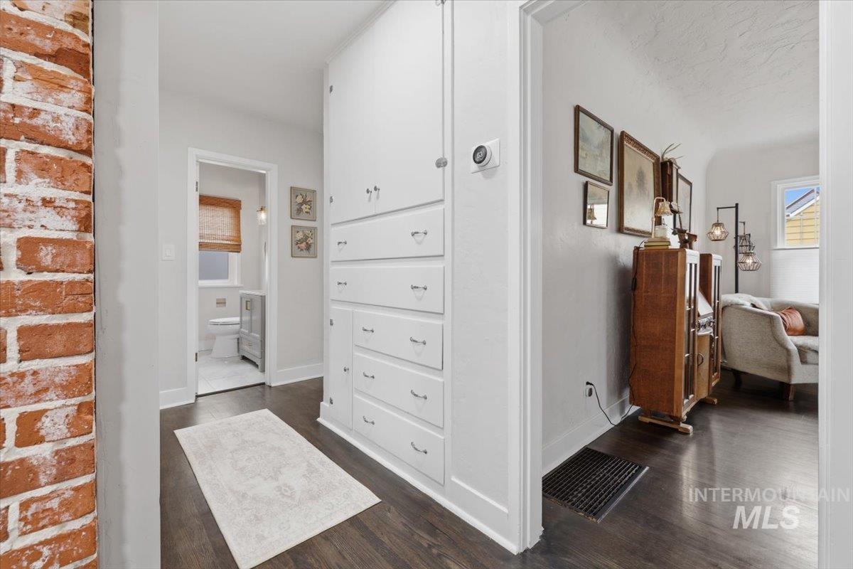 1610 Idaho Ave, Caldwell, Idaho 83605, 5 Bedrooms, 3 Bathrooms, Residential For Sale, Price $534,900, 98977761