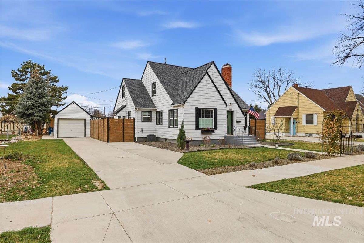 1610 Idaho Ave, Caldwell, Idaho 83605, 5 Bedrooms, 3 Bathrooms, Residential For Sale, Price $534,900, 98977761