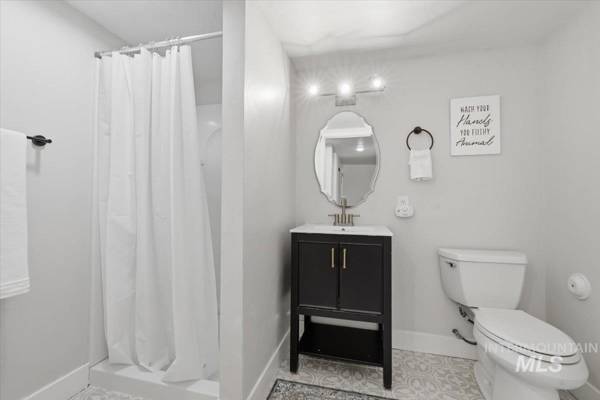 1610 Idaho Ave, Caldwell, Idaho 83605, 5 Bedrooms, 3 Bathrooms, Residential For Sale, Price $534,900, 98977761