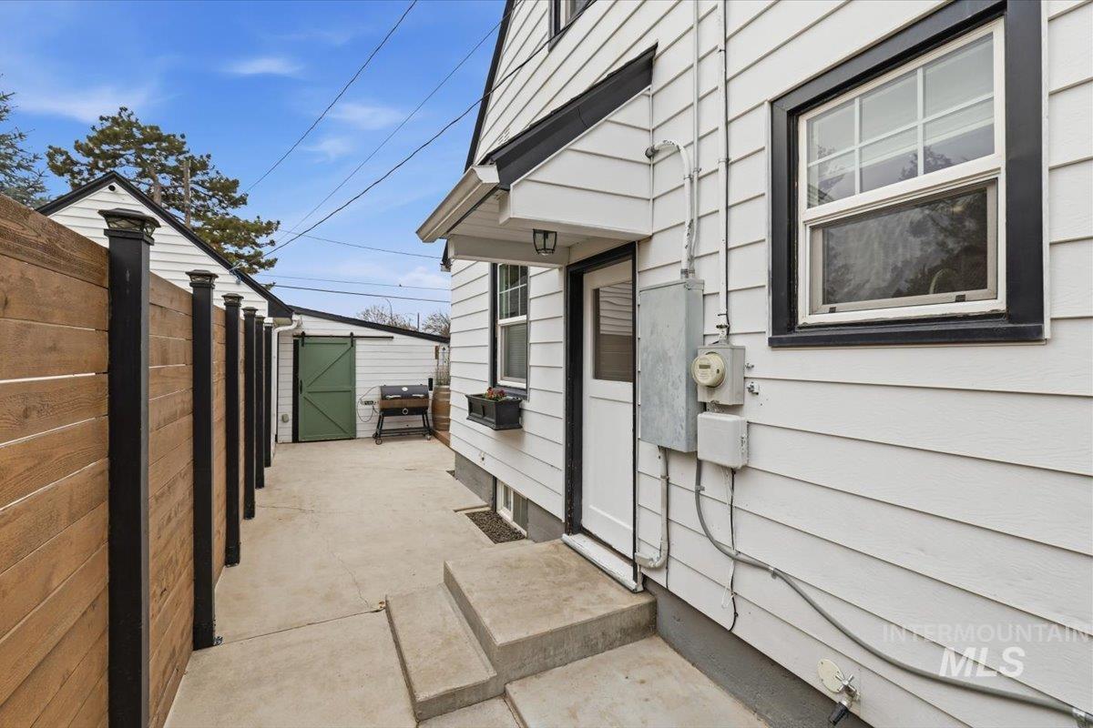 1610 Idaho Ave, Caldwell, Idaho 83605, 5 Bedrooms, 3 Bathrooms, Residential For Sale, Price $534,900, 98977761